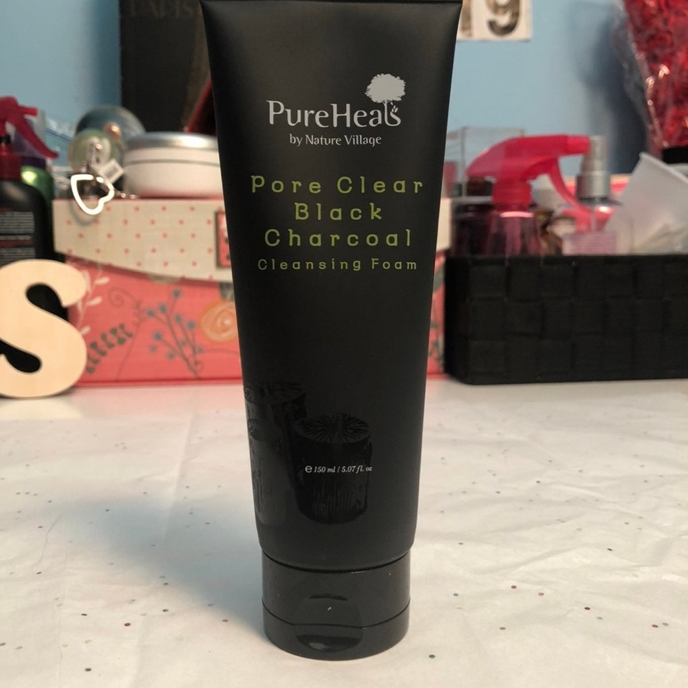 Cleansing foam brand new!